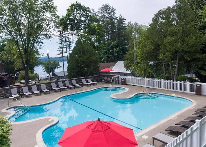 Depe Dene Lakeside Resort